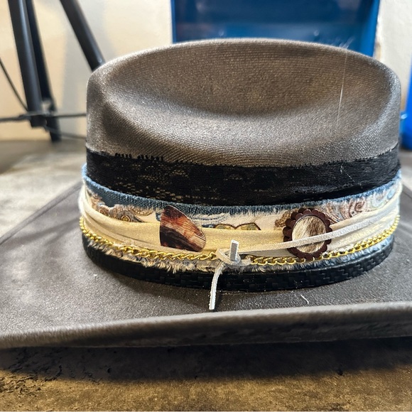 NWT  Custom Yellowstone Cowgirl Hat ! main image 13